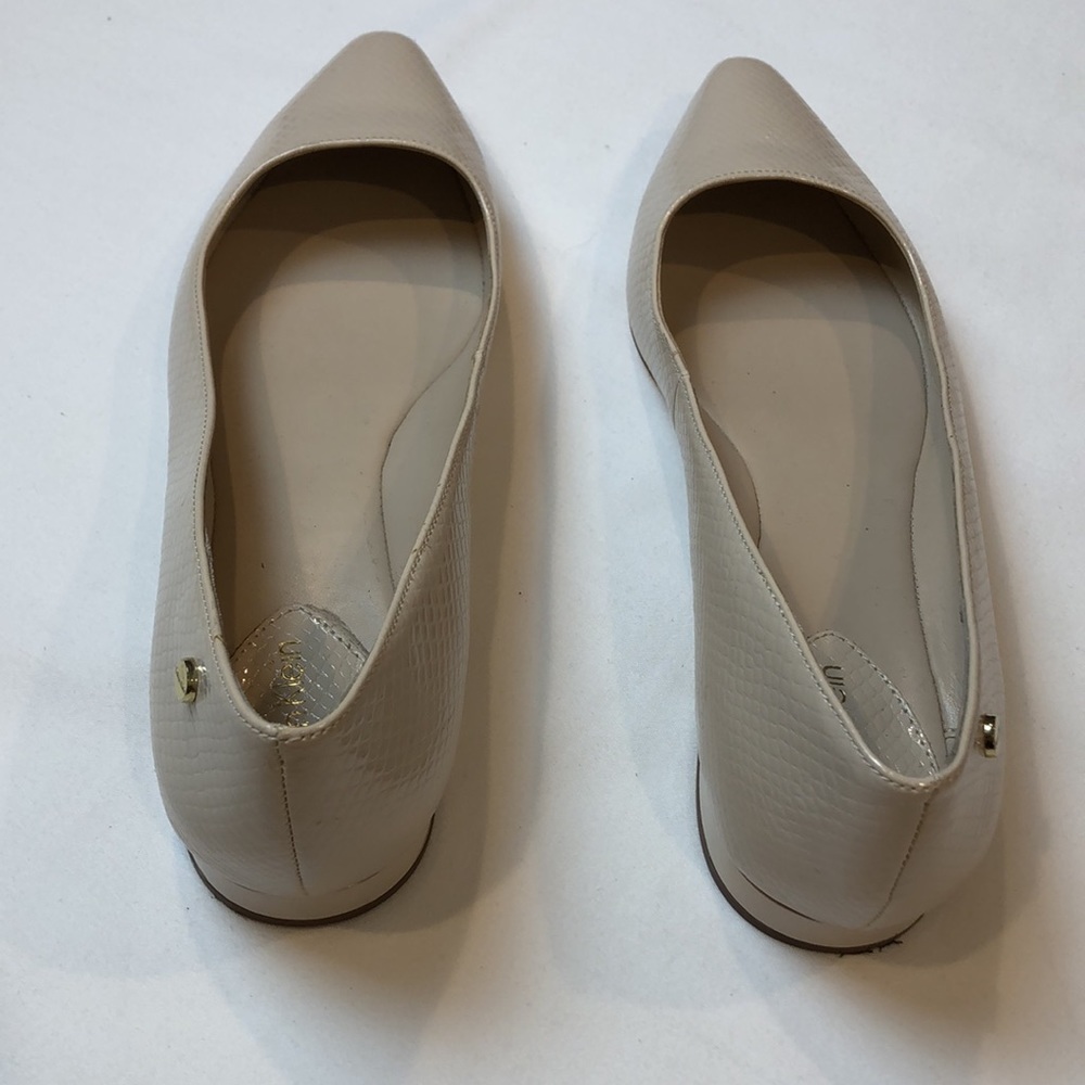 Calvin Klein Emerin Faux Snakeskin Nude Flats 8 - Picture 3 of 12
